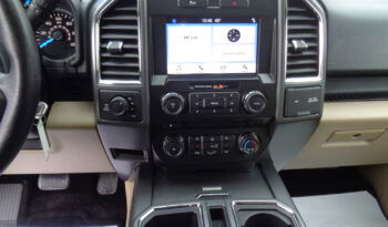 FORD F-150 XLT CREW CAB full