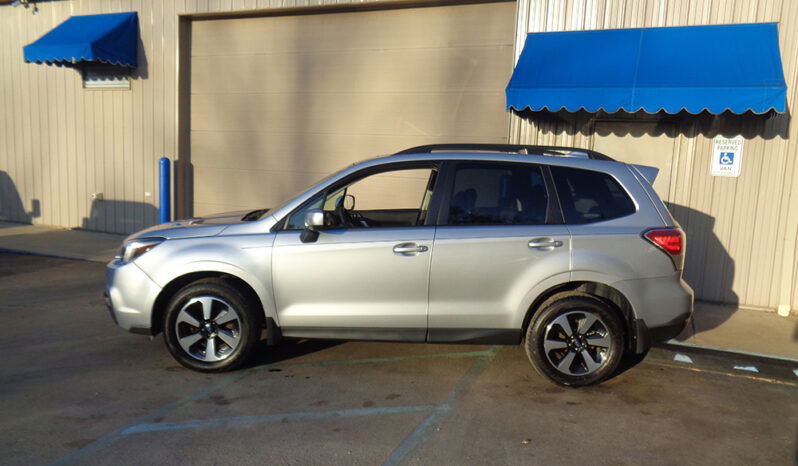 SUBARU FORESTER PREMIUM full