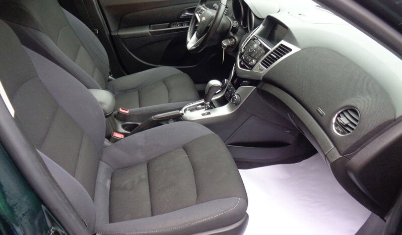 CHEVROLET CRUZE LT full