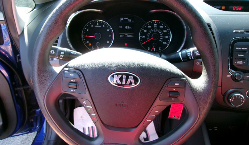 KIA FORTE LX full