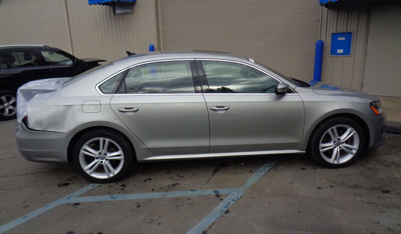 VOLKSWAGEN PASSAT TDI SE full