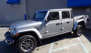 JEEP GLADIATOR OVERLAND CREW CAB full