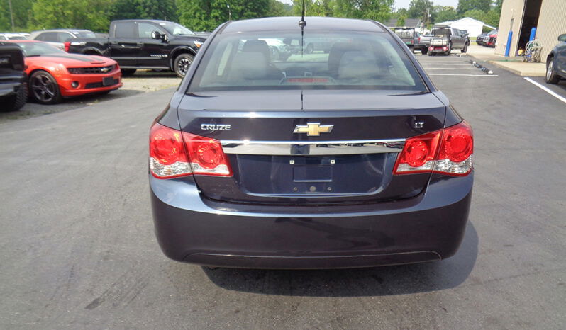 CHEVROLET CRUZE LT full