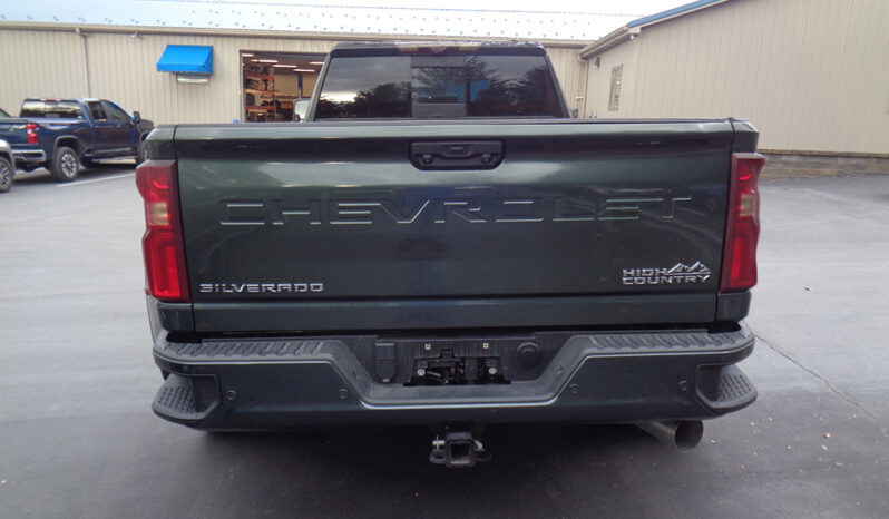 CHEVROLET SILVERADO 3500 HIGH COUNTRY CREW CAB DUALLY 8′ BED full