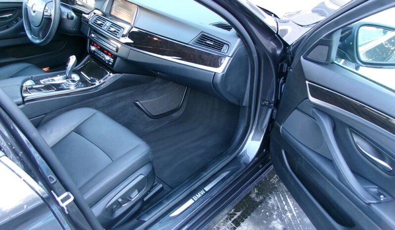 BMW 5 SERIES 525i XDRIVE full