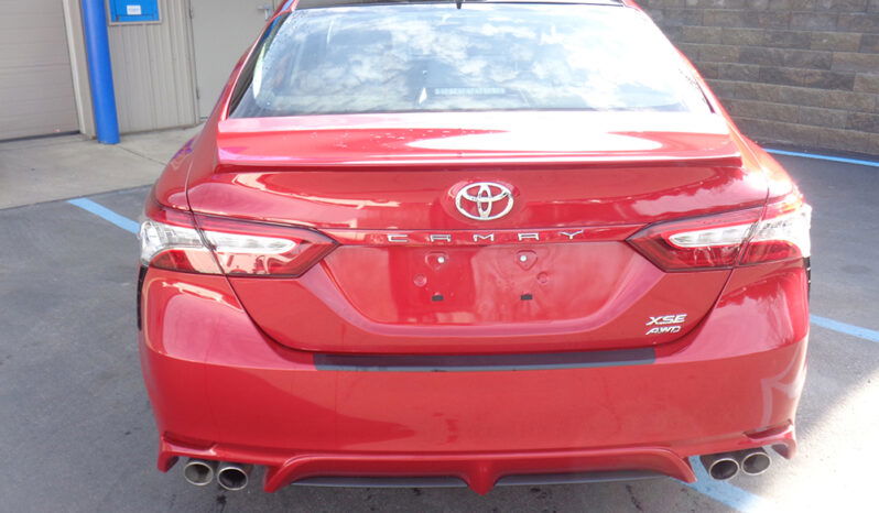 TOYOTA CAMRY XSE full