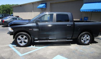 RAM 1500 SLT CREW CAB full