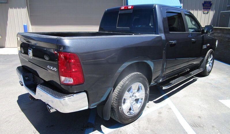 RAM 1500 SLT CREW CAB full