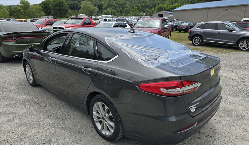 FORD FUSION HYBRID SE full