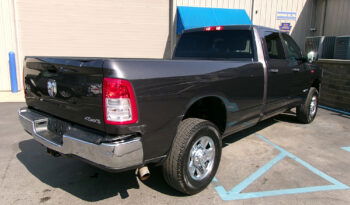 RAM 2500 TRADESMAN CREW CAB 8′ BED full