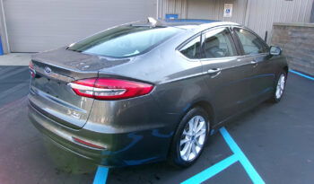 FORD FUSION HYBRID SE full