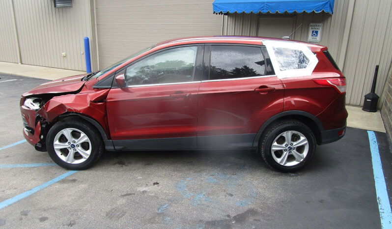 FORD ESCAPE SE full