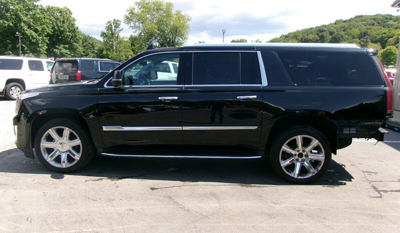 CADILLAC ESCALADE ESV LUXURY full