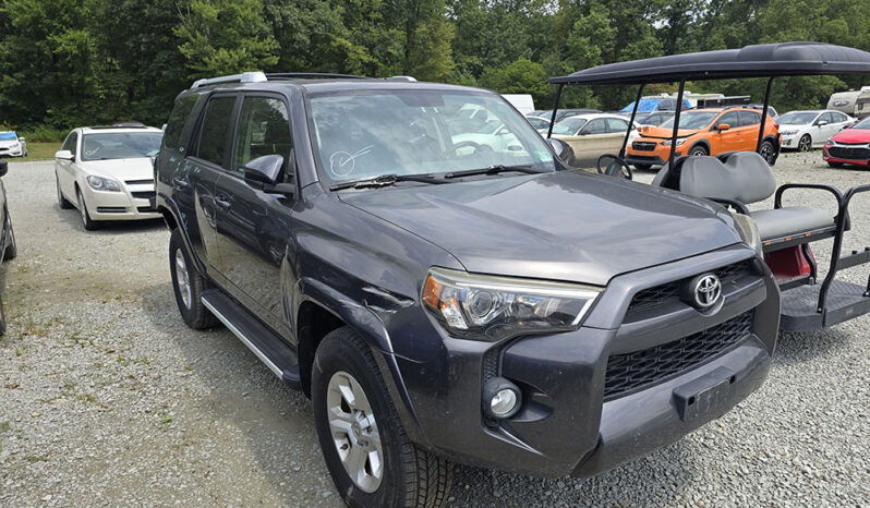 TOYOTA 4RUNNER SR5 full