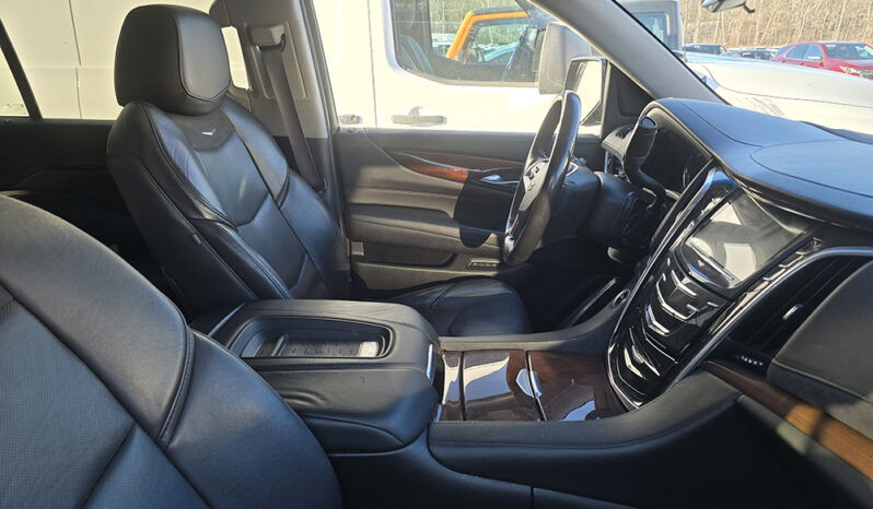 CADILLAC ESCALADE ESV LUXURY full