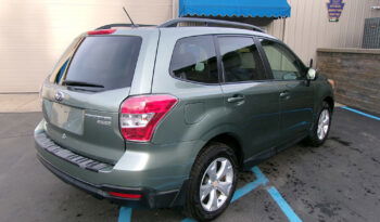 SUBARU FORESTER PREMIUM full