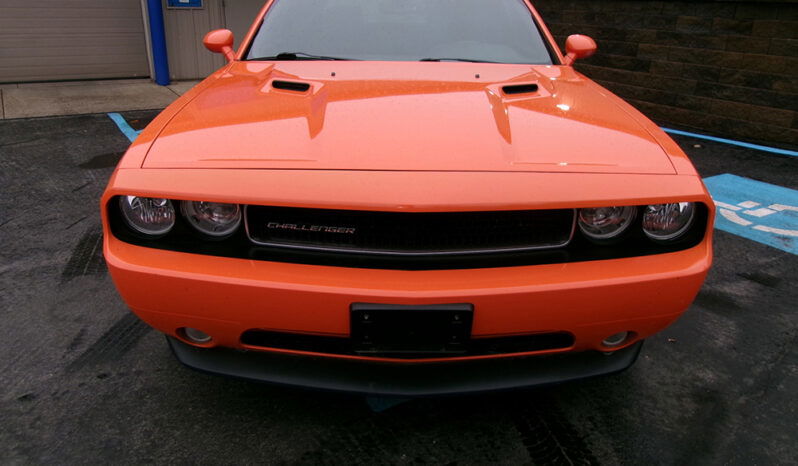 DODGE CHALLENGER SXT full