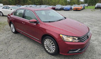 VOLKSWAGEN PASSAT SE full