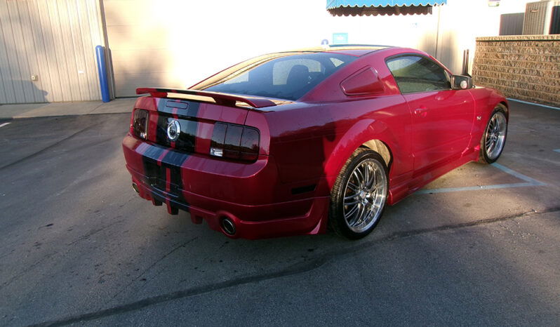 FORD MUSTANG GT full