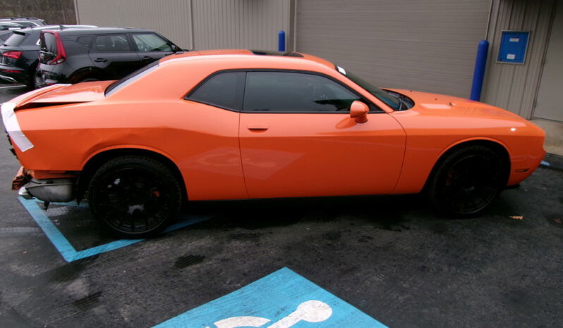 DODGE CHALLENGER SXT full