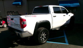 TOYOTA TUNDRA SR5 CREWMAX CAB full