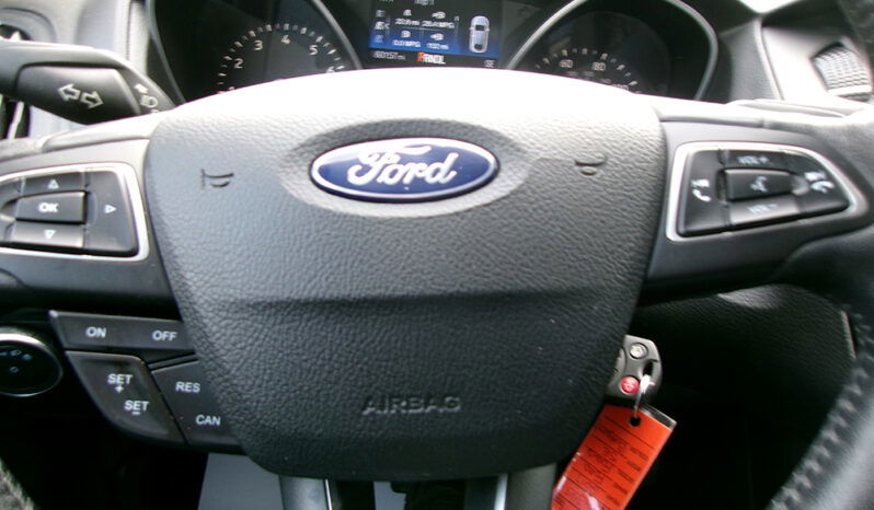 FORD FOCUS SE full