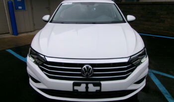 VOLKSWAGEN JETTA SE full