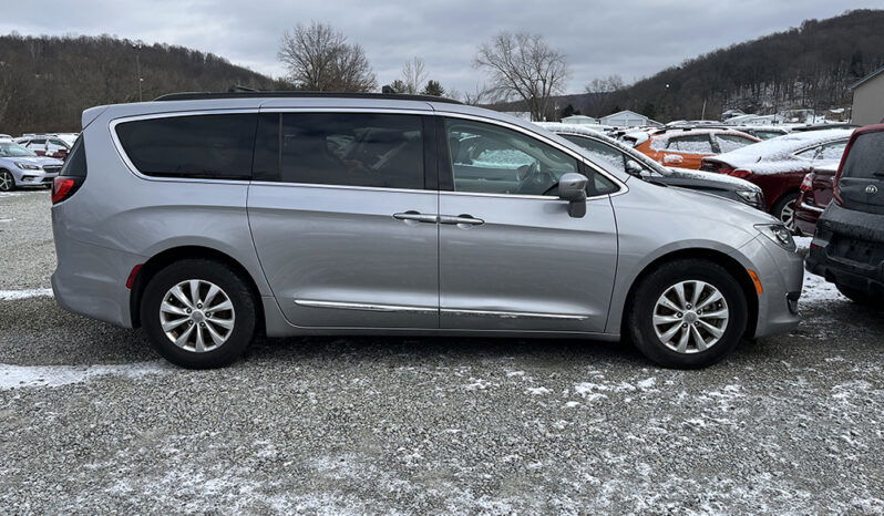 CHRYSLER PACIFICA TOURING L full