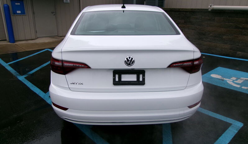 VOLKSWAGEN JETTA SE full