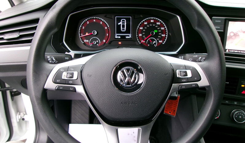 VOLKSWAGEN JETTA SE full