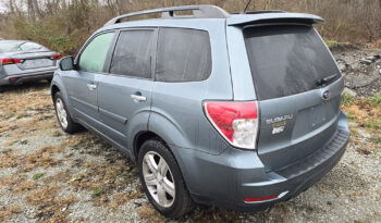 SUBARU FORESTER PREMIUM full