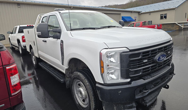 FORD F-350 XL SUPERCAB UTILITY BED full