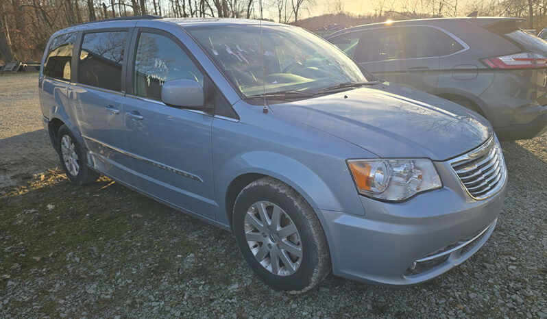 CHRYSLER TOWN AND COUNTRY TOURING full