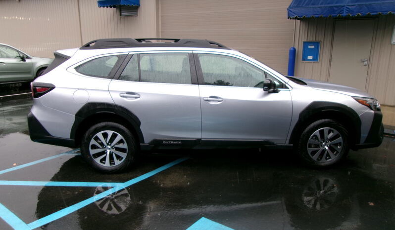 SUBARU OUTBACK full