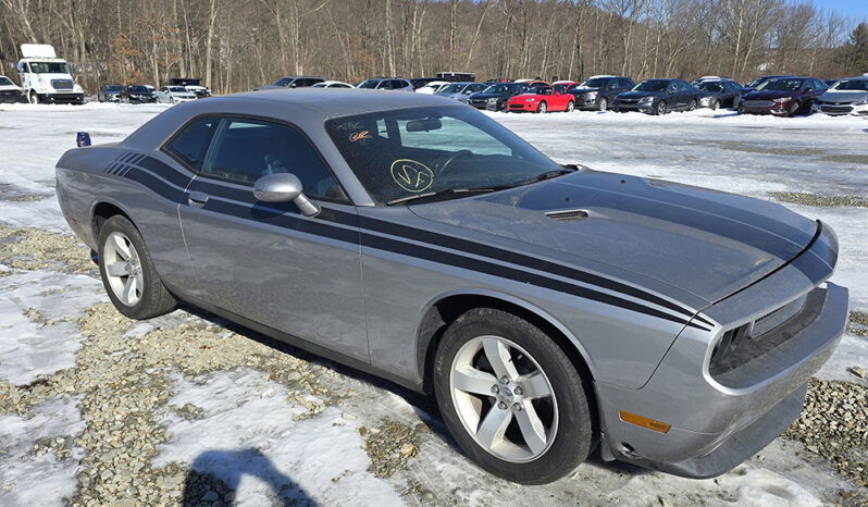 DODGE CHALLENGER SE full