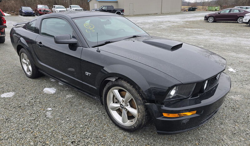 FORD MUSTANG GT full