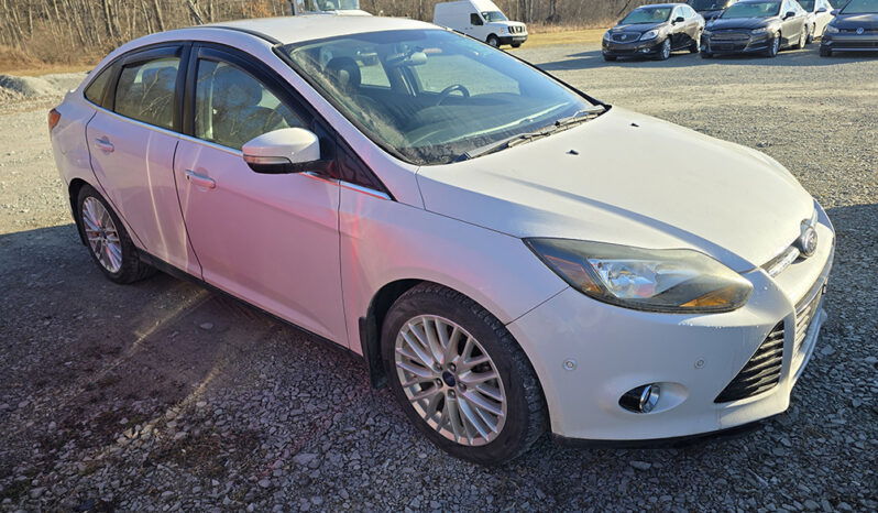 FORD FOCUS TITANIUM full