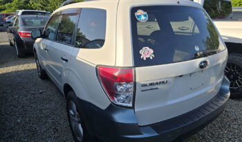 SUBARU FORESTER PREMIUM full